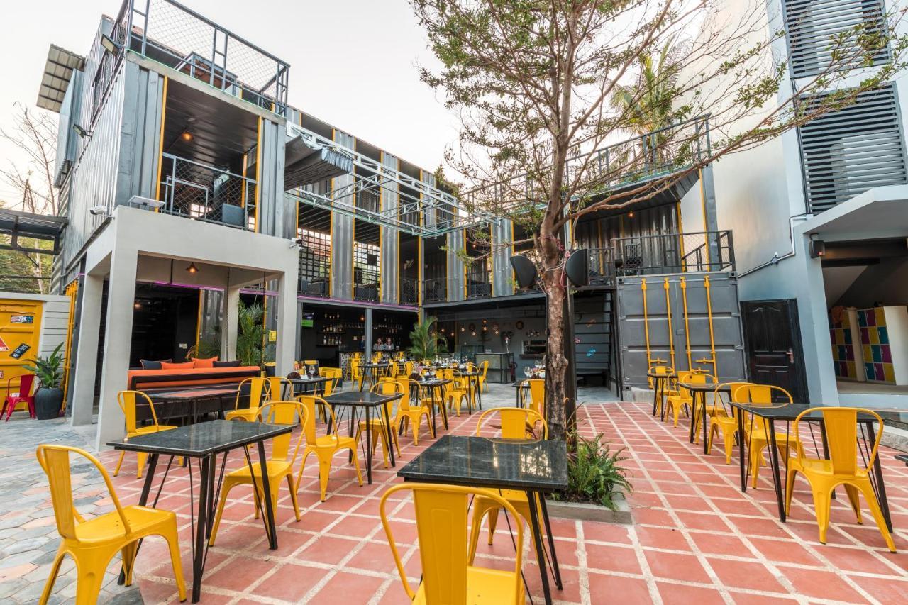 White Rabbit Hostel Siem Reap Exterior foto
