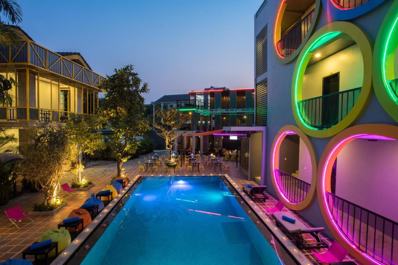 White Rabbit Hostel Siem Reap Exterior foto