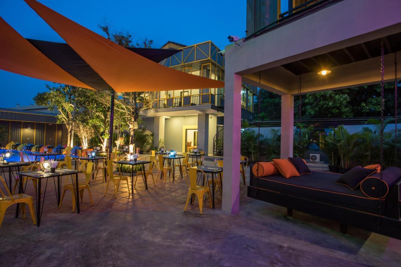 White Rabbit Hostel Siem Reap Exterior foto